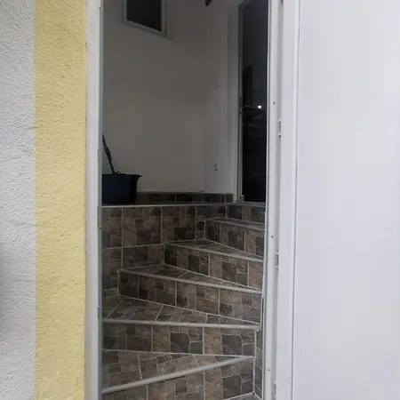 Apartmani Konjic * コニツ
