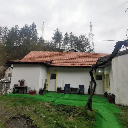 Apartmani Konjic アパート *