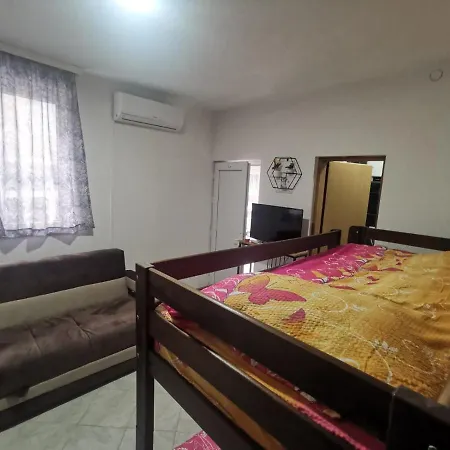 Apartmani Konjic アパート *